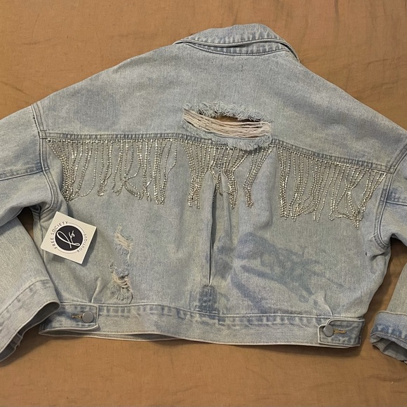 Nwt🔥Vervet Blue Denim Crop Rhinestone Bling Denim Jean Jacket - Picture 3 of 5